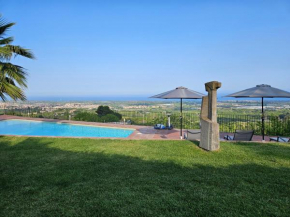 Open Land Holiday House